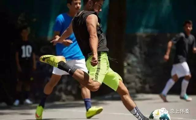 寻找爱踢足球的你，12月30日共赴一场“足球文化”的盛宴吧！