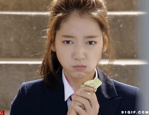 衣服褪色怎么弄好恢复,怎样才能让褪色的衣服恢复原色