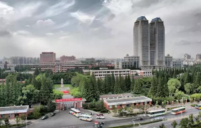 十二星座适合住什么附近,十二星座最适合住在哪个城市