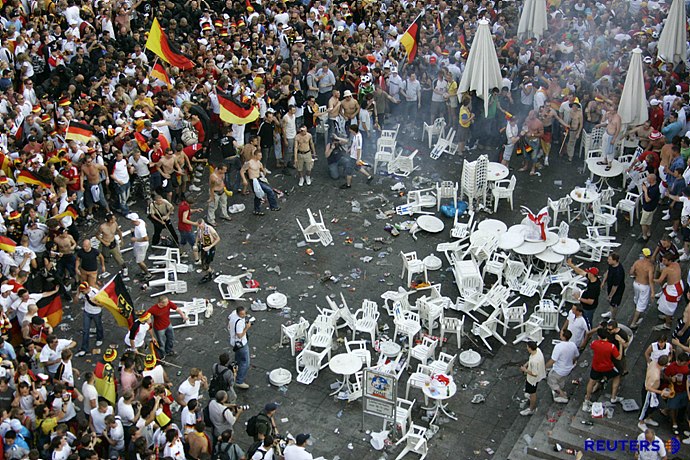 足球流氓英国,英国足球流氓被俄罗斯揍