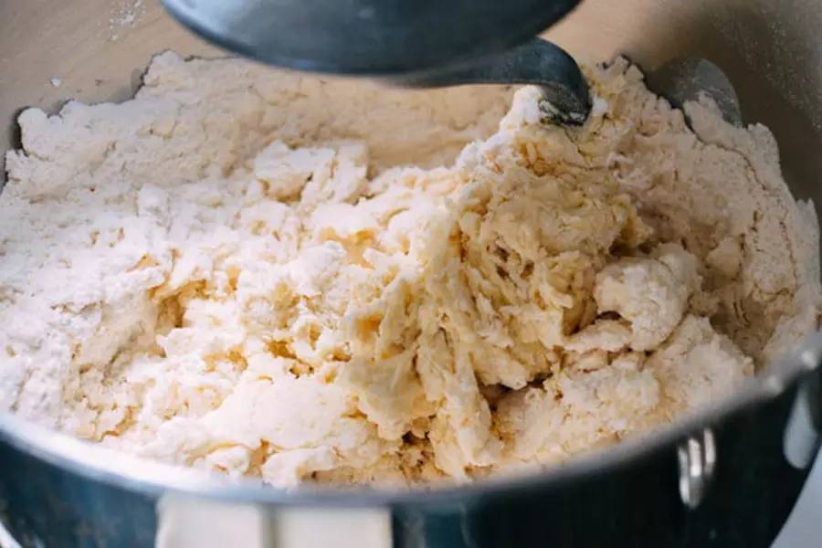 牛奶和酸奶哪个保护胃黏膜,纯牛奶和酸奶保护胃黏膜