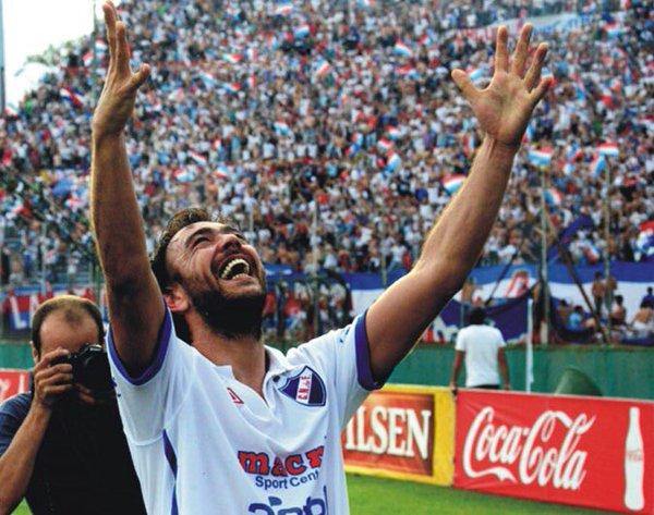 2022年有哪位球星退役了,2016逝去的明星大全