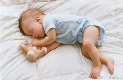 头丑随一生！千万别错过宝宝头型矫正黄金期