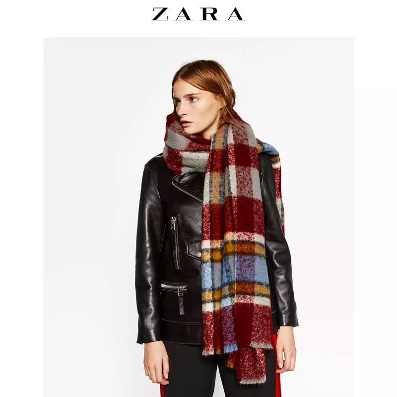 异域风情服饰不够围巾来凑,小众不撞围巾搭配