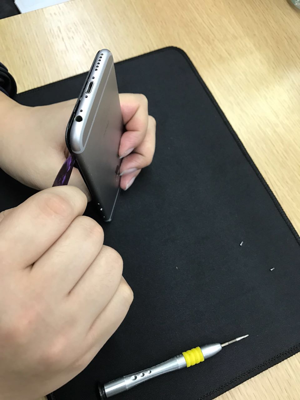 iphone6屏幕更换多少钱,iphone6屏幕换玻璃