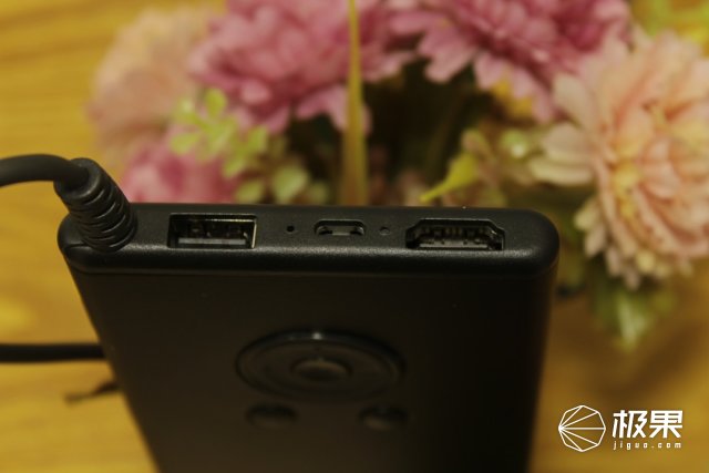 黑科技抬头显示器无线大屏最新款,黑科技多功能投影