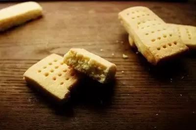 吃不完的饼干怎样做才会很好吃,饼干小技巧简单又好吃