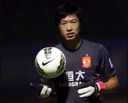 泰达球员杨君,权健门将杨君
