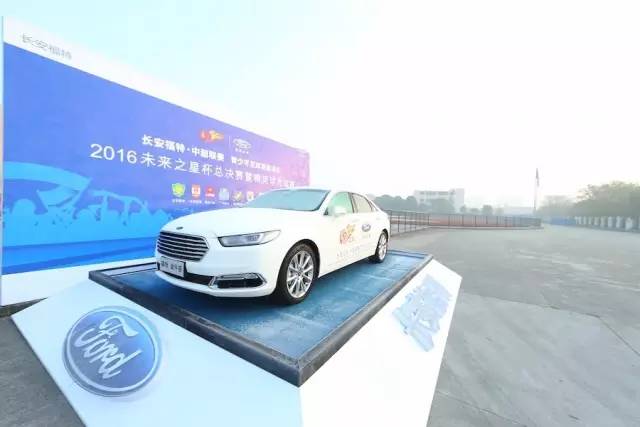 足球撬动的汽车江湖原来你玩的是这样的套路