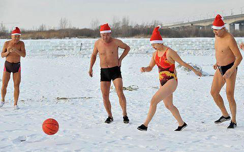 冬天踢球怎么保暖,冬天踢球怎么穿