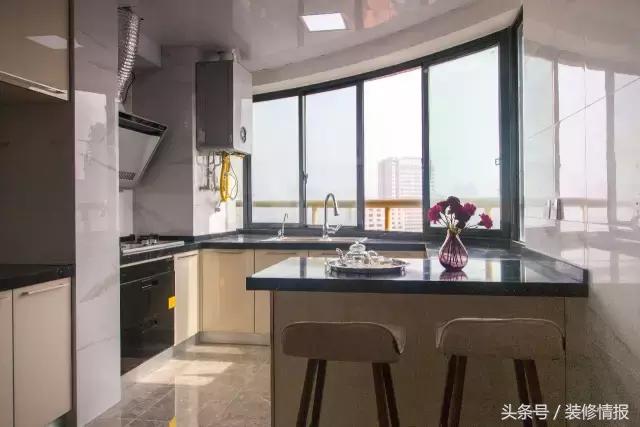 自带高能隐形床|经纪人家的房子都装的这么带感吗？