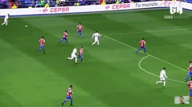 c罗在门前的冲击力,只会吃饼的球员