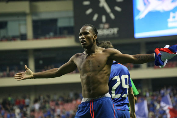 特维斯和帕勒莫谁厉害,特维斯和鲁尼谁厉害