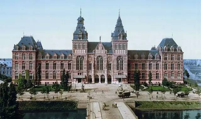 坚持不懈甲骨文,建筑与艺术的糅合