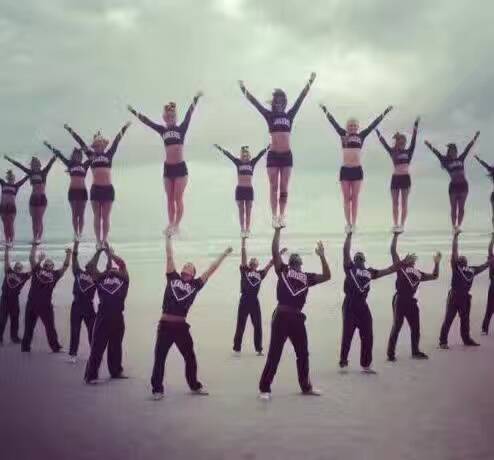 小学足球啦啦操完整版,实验小学足球队啦啦操