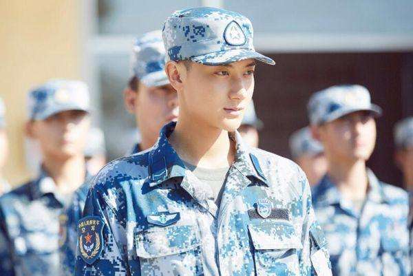 张艺兴和黄子韬同台,张艺兴和陈伟霆黄子韬跳舞