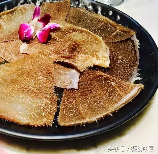 美蛙鱼头火锅什么味道好吃,美味美蛙鱼头火锅