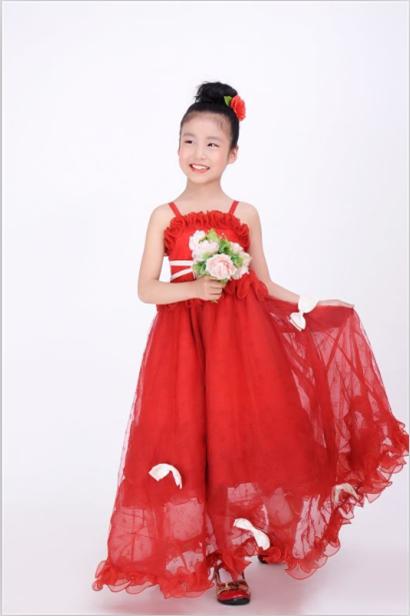 天使新星文化传媒小明星代言人之任怡嘉、王菁昕