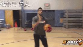 突破炸球上篮,突破炸球急停