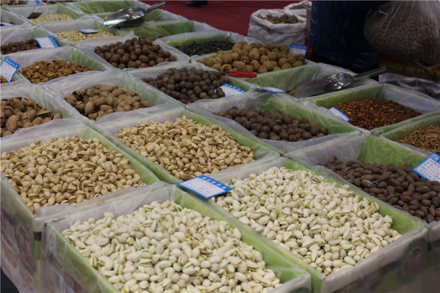 这两天来义乌的人可以出去吗,义乌这个地方值得外地人去吗