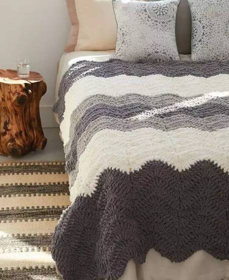 钩针拼花四叶草祖母方格毯,初学钩针100款盖毯教程