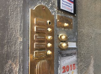 意大利蓝洞国内,意大利卡普里岛与蓝洞