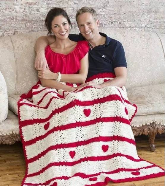 钩针拼花四叶草祖母方格毯,初学钩针100款盖毯教程