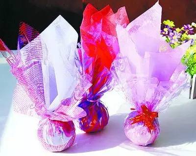 时髦办｜直男现在都懂小猪皮CPU和TFboys口红啦（普天同庆）