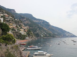 意大利蓝洞国内,意大利卡普里岛与蓝洞