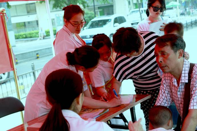 胎记怎样在家治疗,胎记能用中药祛除吗