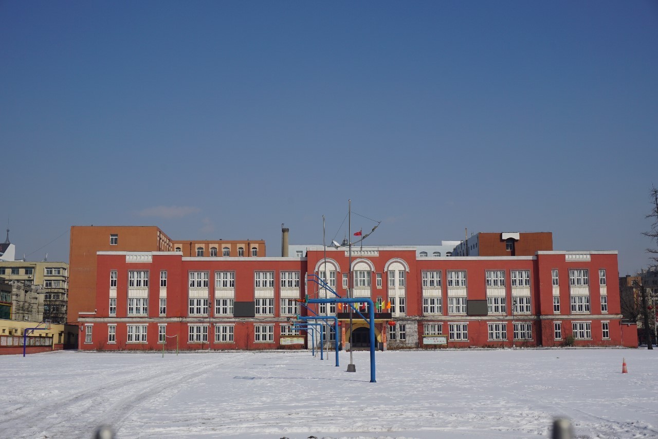 东北记忆｜青年广场上的青年