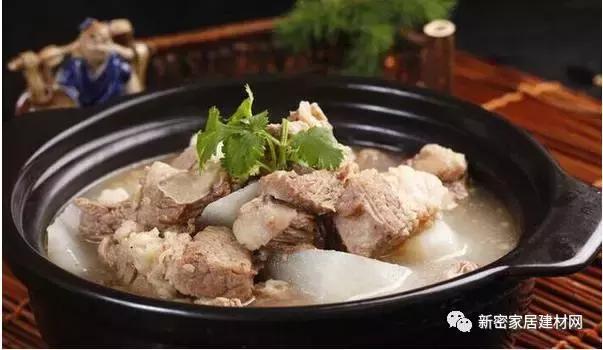 为什么有的人冬天手脚会冰冷,女孩子冬天手脚冰冷怎么办