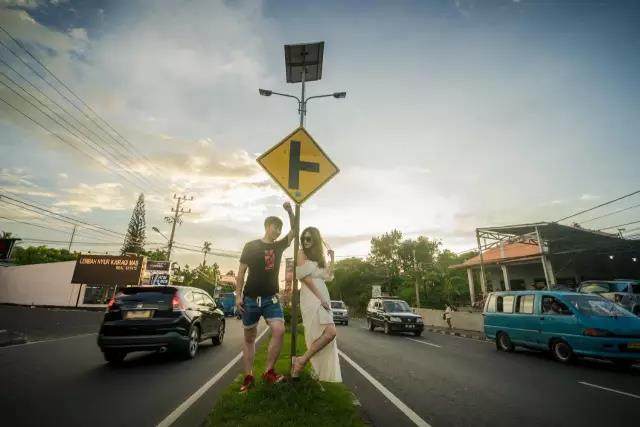 大家以前是不是都拍过这样的照片,每个人都见过的照片