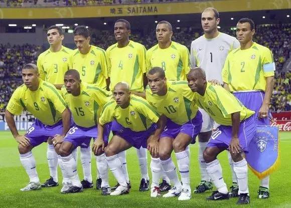 巴西足球为什么跌下神坛,巴西足球落寞了吗