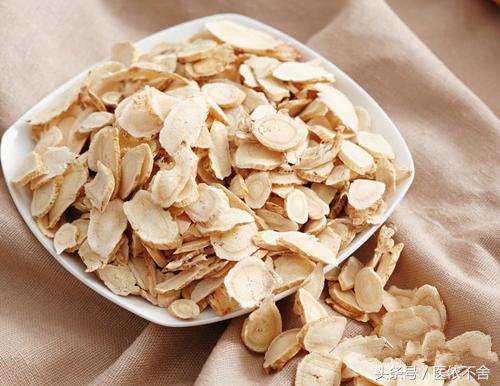 免疫力低爱生病？试试这些中药，增强免疫力效果最佳