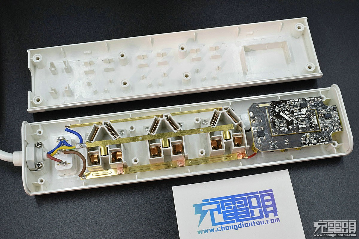 虽名不经传但也可圈可点达世奇插线板评测及拆解