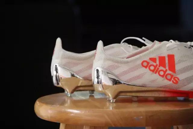 adidas2018篮球球鞋,年度阿迪达斯球鞋推荐