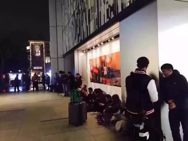 你见过清晨一点的上海,你见过清晨过后的上海吗