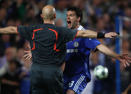 天下足球世界杯十大悲情人物,足坛十大悲情瞬间