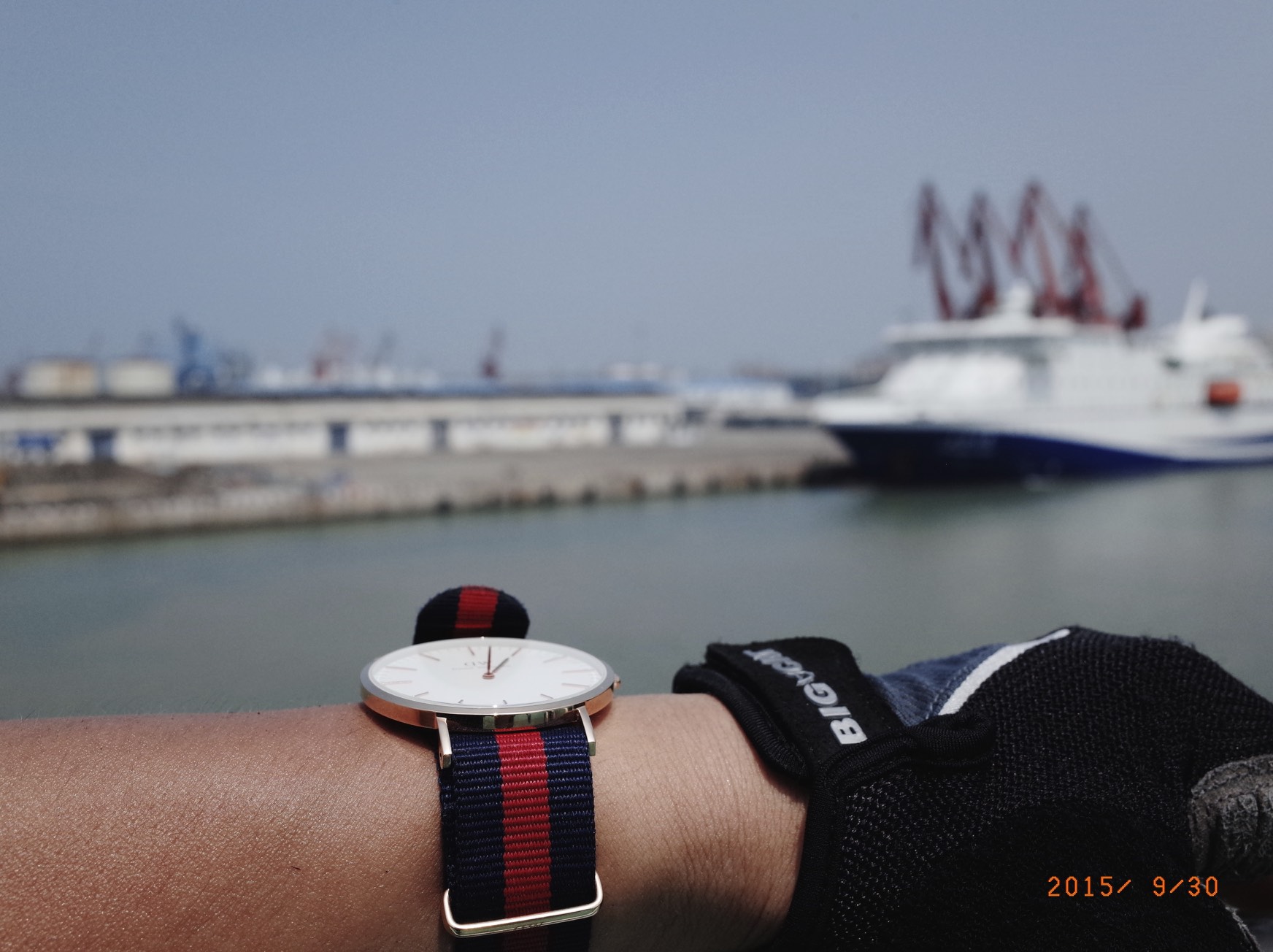 为什么dw手表现在价格那么低,扒一扒拼多多便宜好用的数码手表