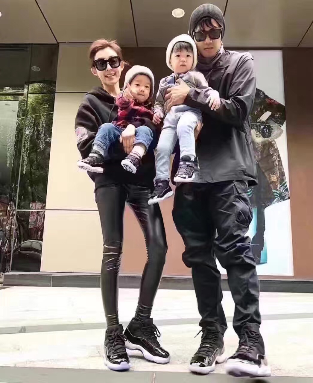 鞋服穿搭高端,潮品鞋服搭配