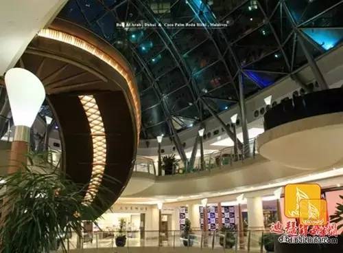 迪拜美食推荐攻略 (迪拜旅游攻略住宿推荐)