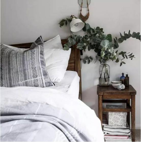 极简主义装修风格床头柜,经典床头柜装修设计