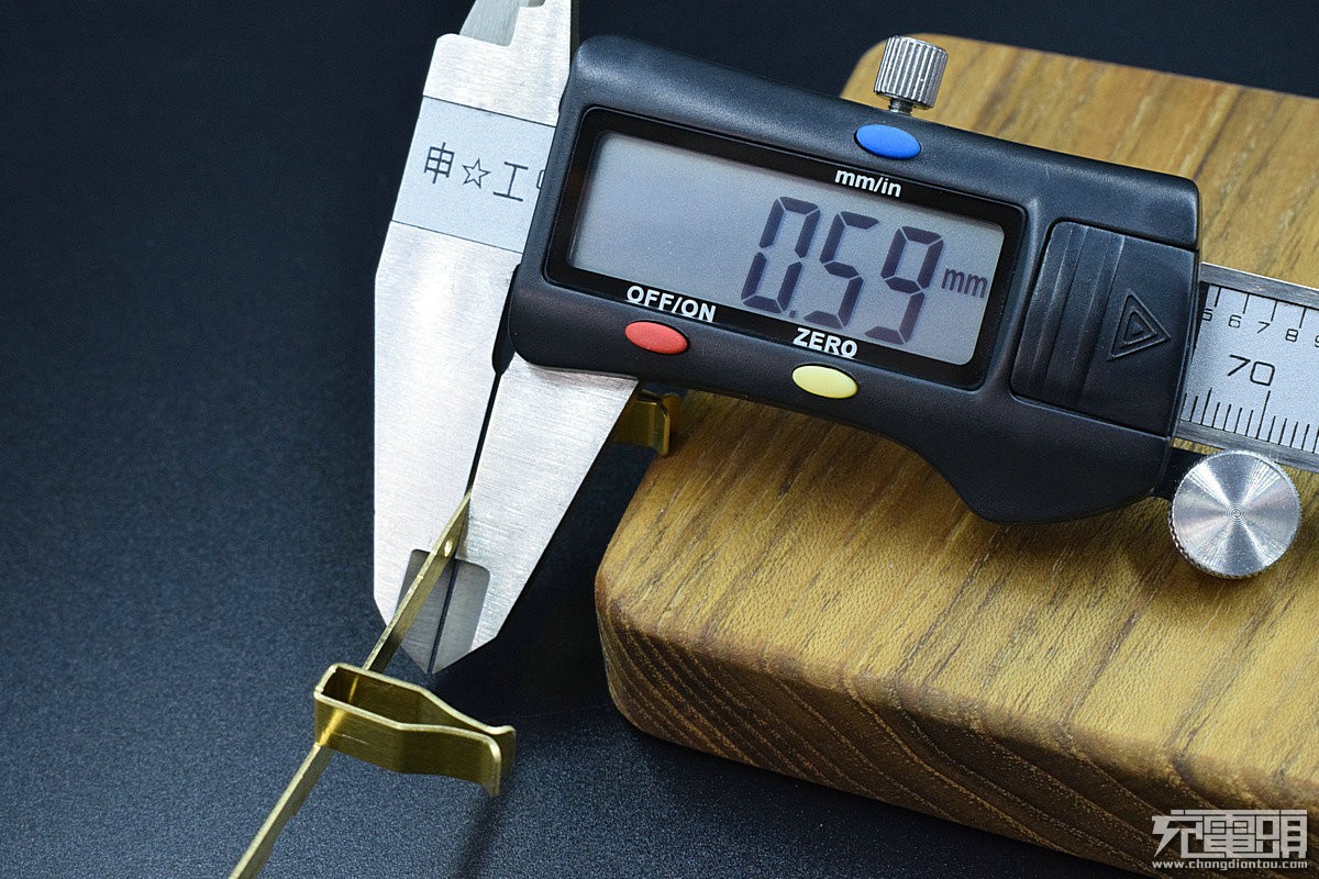 虽名不经传但也可圈可点达世奇插线板评测及拆解