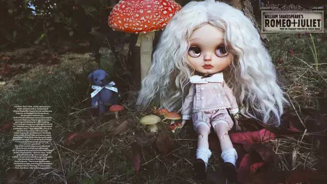 我曾在漫展上见过他们，身旁有一只精致的娃娃陪伴