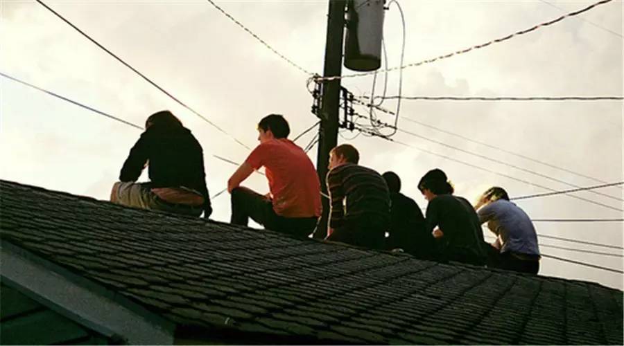 聚众看视频合法吗,聚众观影