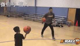 突破炸球上篮,突破炸球急停