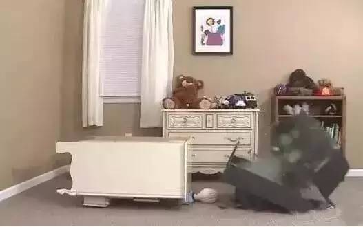 同一款柜子压死3个宝宝？这个细节妈妈们要关注啦！