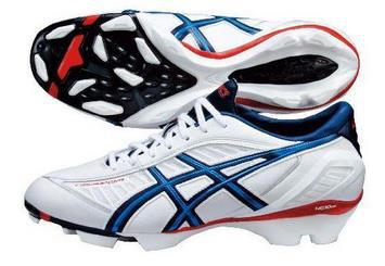 实战鞋足球,可以出街穿的实战足球鞋