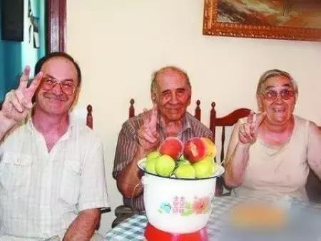 我们平时看不起的国货在国外很火,国人瞧不上的护肤品